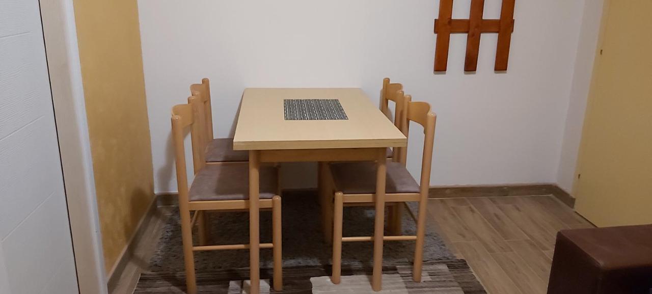 מלון זלאטיבור Apartman Gogi מראה חיצוני תמונה